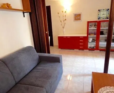 Apartman N20 Bilocale Con Giardino A 100 Metri Dal Mare